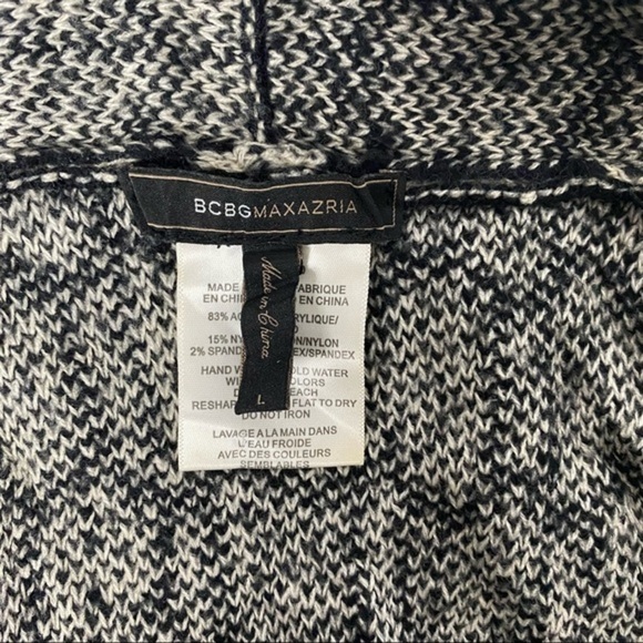 Bcbgmaxazria Long Sleeve Duster Cardigan Sweater in Size Large - Picture 5 of 5